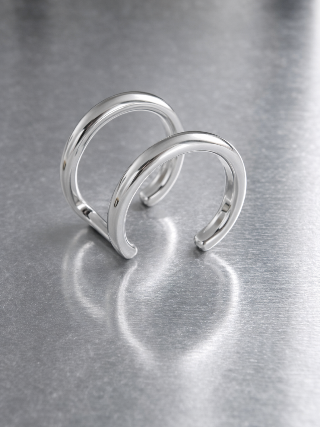 Twin Arc Ear Cuff